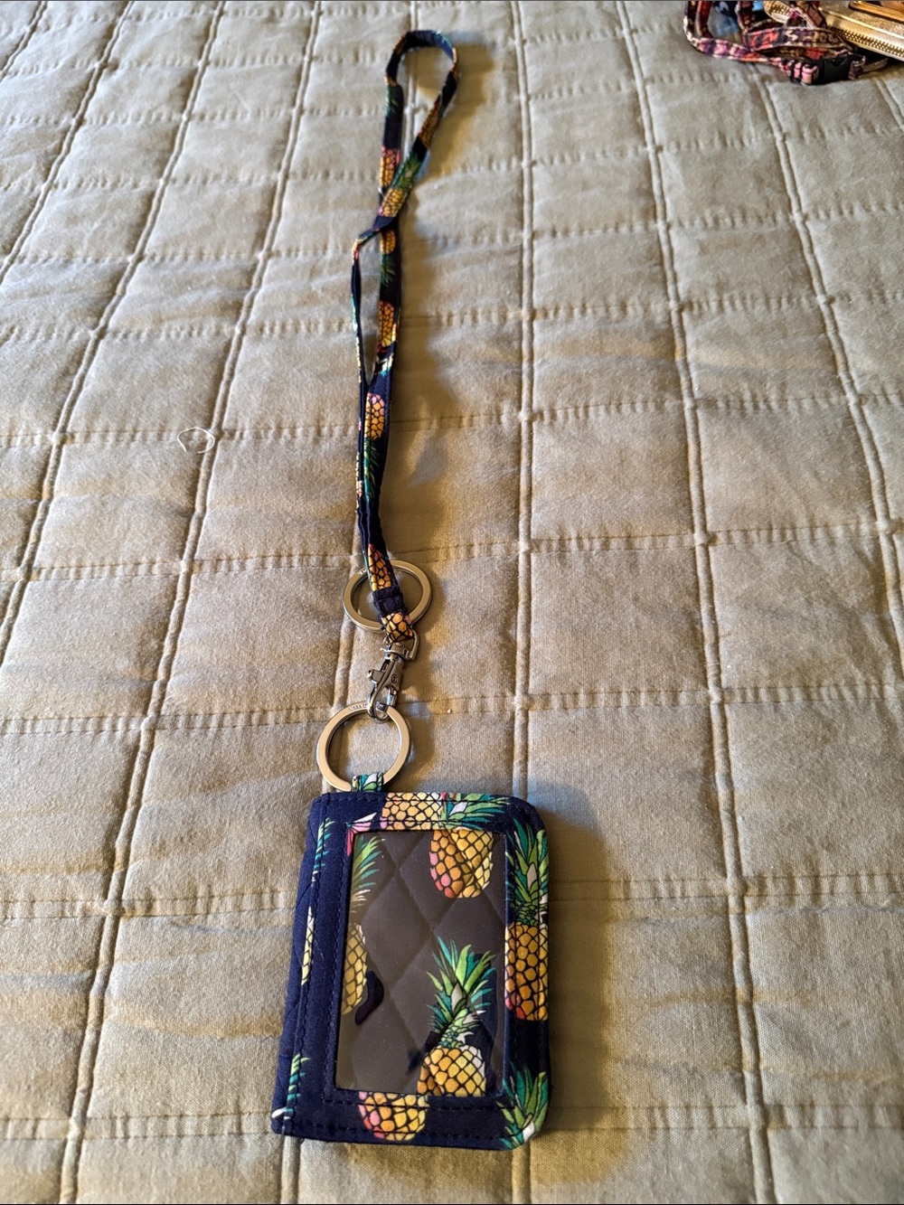 Vera Bradley Pineapple Print Navy Wrist Lanyard Card Holder